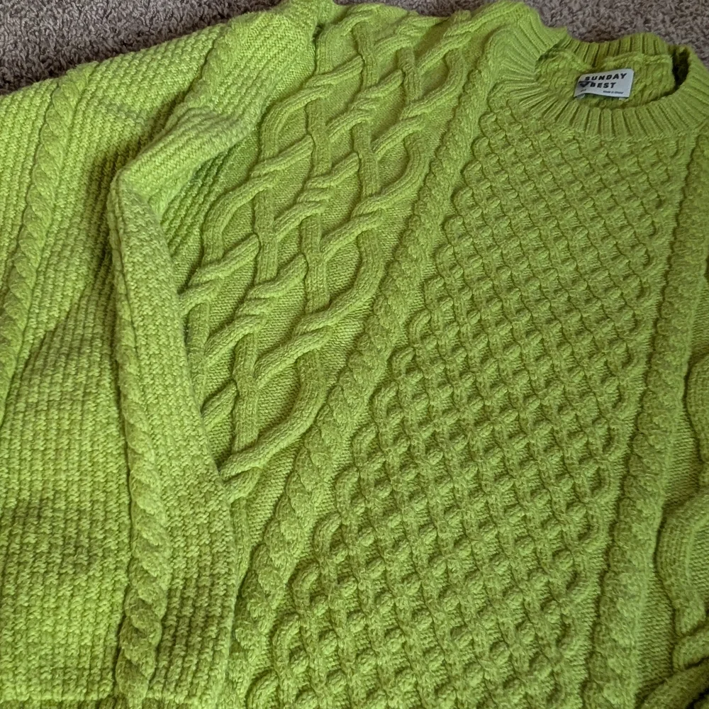 PRICE DROP!! Sunday Best Lime Green Knit Sweater - Picture 3 of 6
